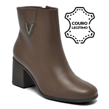 Bota em couro 224-009-01